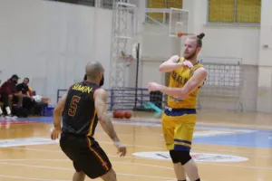 Πέρασε νικηφόρα από τη Λεμεσό (φώτος)