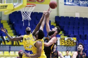 Πέρασε νικηφόρα από τη Λεμεσό (φώτος)