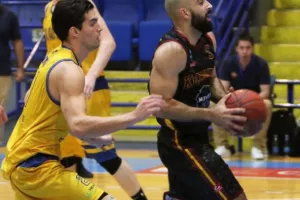 Πέρασε νικηφόρα από τη Λεμεσό (φώτος)
