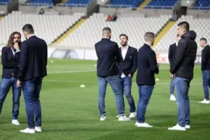 ΑΝΑΤΡΟΠΗ στο 88' και... ΦΟΥΛ για πρόκριση! (Φώτος)