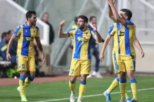 ΑΝΑΤΡΟΠΗ στο 88' και... ΦΟΥΛ για πρόκριση! (Φώτος)