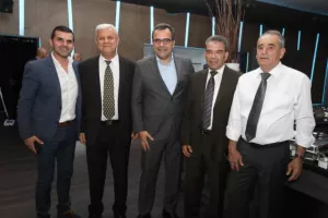 ΦΩΤΟΣ/Όμορφη βραδιά Γενεθλίων και βραβεύσεων για το ΑΠΟΕΛ