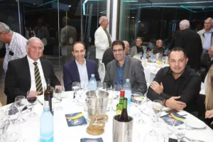 ΦΩΤΟΣ/Όμορφη βραδιά Γενεθλίων και βραβεύσεων για το ΑΠΟΕΛ