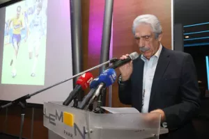 ΦΩΤΟΣ/Όμορφη βραδιά Γενεθλίων και βραβεύσεων για το ΑΠΟΕΛ