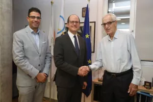 (Φώτος/βίντεο) Ο Γ.Γ. της FIBA στην Κύπρο