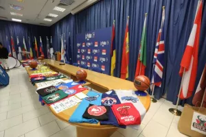 Junior NBA Cyprus με Ντράγκαν Τάρλατς... (φώτος)