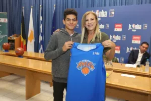 Junior NBA Cyprus με Ντράγκαν Τάρλατς... (φώτος)