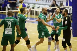 Το ΑΠΟΕΛ έσπασε το αήττητο της Ομόνοιας! (φώτος)