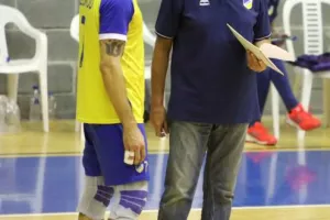 Το ΑΠΟΕΛ έσπασε το αήττητο της Ομόνοιας! (φώτος)