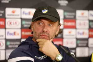 ΝΤΟΛ: "Δεν είναι μεγάλο πρόβλημα το γήπεδο"