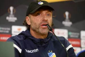 ΝΤΟΛ: "Δεν είναι μεγάλο πρόβλημα το γήπεδο"