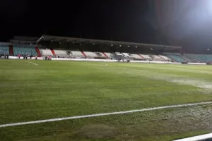 Έλεγχος UEFA για το γρασίδι (φώτος)