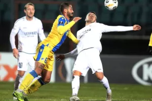 ΘΡΥΛΟΣ... ξανά στους "32" του Europa League!! (φώτος)