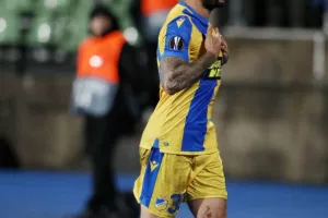 ΘΡΥΛΟΣ... ξανά στους "32" του Europa League!! (φώτος)