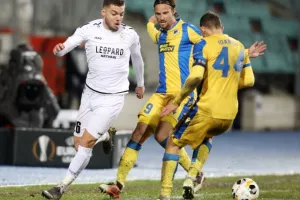 ΘΡΥΛΟΣ... ξανά στους "32" του Europa League!! (φώτος)