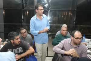 Τραπέζι στα ΜΜΕ και βραβεύσεις (Φωτος)