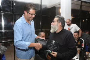 Τραπέζι στα ΜΜΕ και βραβεύσεις (Φωτος)