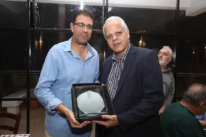 Τραπέζι στα ΜΜΕ και βραβεύσεις (Φωτος)