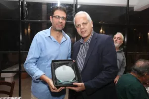 Τραπέζι στα ΜΜΕ και βραβεύσεις (Φωτος)