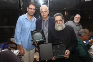 Τραπέζι στα ΜΜΕ και βραβεύσεις (Φωτος)