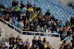 Τουλάχιστον 3500/ΑΕΚ