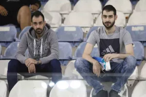 ΦΩΤΟΡΕΠΟΡΤΑΖ από τον κόσμο της Ανόρθωσης