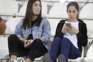 ΦΩΤΟΡΕΠΟΡΤΑΖ από τον κόσμο της Ανόρθωσης