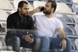 ΦΩΤΟΡΕΠΟΡΤΑΖ από τον κόσμο της Ανόρθωσης