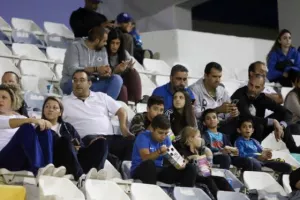 ΦΩΤΟΡΕΠΟΡΤΑΖ από τον κόσμο της Ανόρθωσης