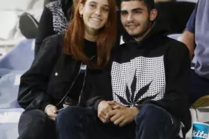 ΦΩΤΟΡΕΠΟΡΤΑΖ από τον κόσμο της Ανόρθωσης