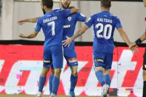 Έριξε ΤΕΣΣΑΡΑ με μαέστρο τον Ράγιος... (Φώτος)