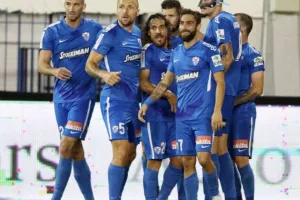 Έριξε ΤΕΣΣΑΡΑ με μαέστρο τον Ράγιος... (Φώτος)