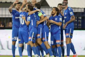 Έριξε ΤΕΣΣΑΡΑ με μαέστρο τον Ράγιος... (Φώτος)