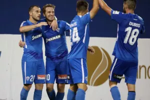 Έριξε ΤΕΣΣΑΡΑ με μαέστρο τον Ράγιος... (Φώτος)
