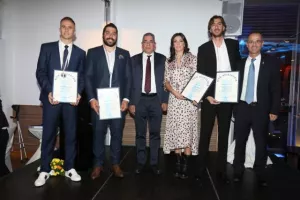 Το δείπνο της ΚΟΕΑΣ για τους κορυφαίους (φώτος)