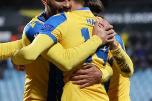 ΘΡΥΛΟΣ... ξανά στους "32" του Europa League!! (φώτος)