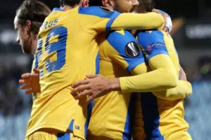 ΘΡΥΛΟΣ... ξανά στους "32" του Europa League!! (φώτος)