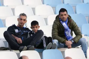 ΕΠΙΤΕΛΟΥΣ... Απόλλων με ΤΡΙΑΡΑ στο Τάσος Μάρκου! (φώτος)