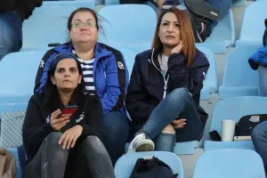 ΕΠΙΤΕΛΟΥΣ... Απόλλων με ΤΡΙΑΡΑ στο Τάσος Μάρκου! (φώτος)