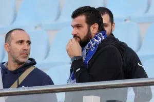 ΕΠΙΤΕΛΟΥΣ... Απόλλων με ΤΡΙΑΡΑ στο Τάσος Μάρκου! (φώτος)