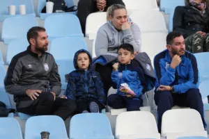 ΕΠΙΤΕΛΟΥΣ... Απόλλων με ΤΡΙΑΡΑ στο Τάσος Μάρκου! (φώτος)