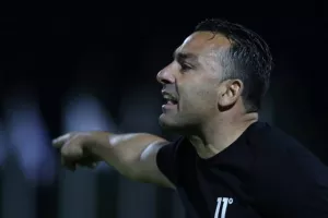 ΕΠΙΤΕΛΟΥΣ... Απόλλων με ΤΡΙΑΡΑ στο Τάσος Μάρκου! (φώτος)