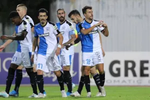 ΕΠΙΤΕΛΟΥΣ... Απόλλων με ΤΡΙΑΡΑ στο Τάσος Μάρκου! (φώτος)