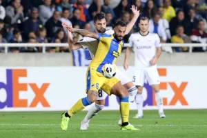 ΑΝΑΤΡΟΠΗ στο 88' και... ΦΟΥΛ για πρόκριση! (Φώτος)