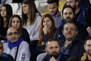 Επιστροφή... με ΣΟΥΠΕΡ - ΡΑΓΙΟΣ! (Φώτος)