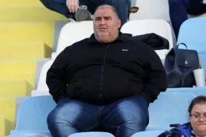 ΕΠΙΤΕΛΟΥΣ... Απόλλων με ΤΡΙΑΡΑ στο Τάσος Μάρκου! (φώτος)