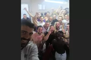Η selfie του... διπλού