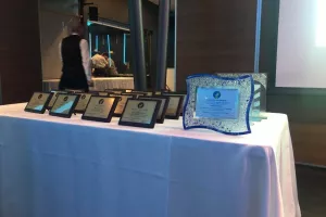 ΦΩΤΟΣ/Όμορφη βραδιά Γενεθλίων και βραβεύσεων για το ΑΠΟΕΛ