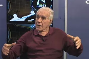 ΑΛΕΦΑΝΤΟΣ/ "Τι κάνεις; Τον γκόμενο κάνεις; Ξεφτίλα" (Βίντεο)