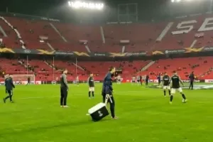 ΣΕΒΙΛΛΗ/Νίκησε και... πήρε μαζί της το ΑΠΟΕΛ! (Φώτος)